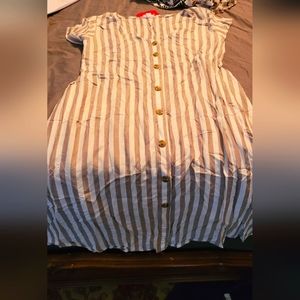 Materity dress small